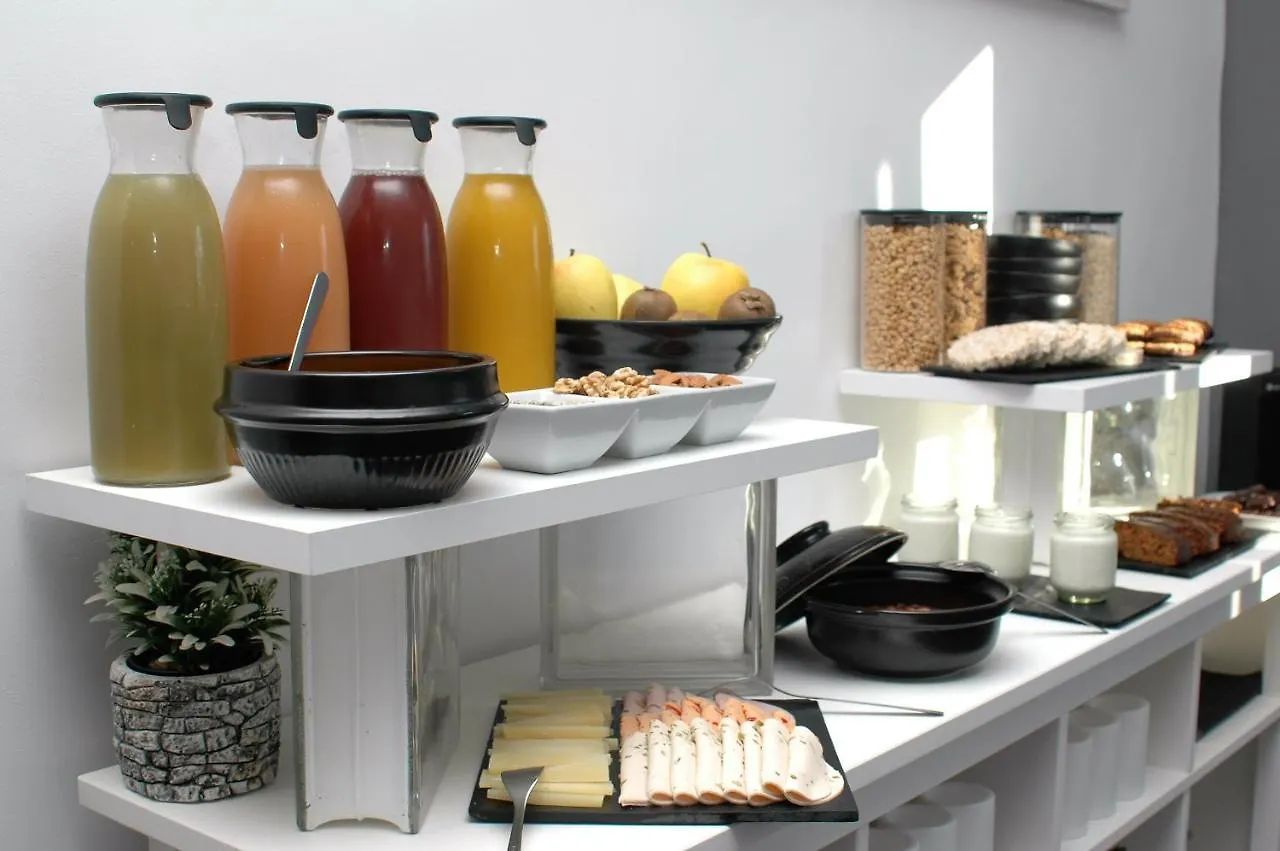 Jingtu Wellness & Spa B&B Comares Bed & Breakfast