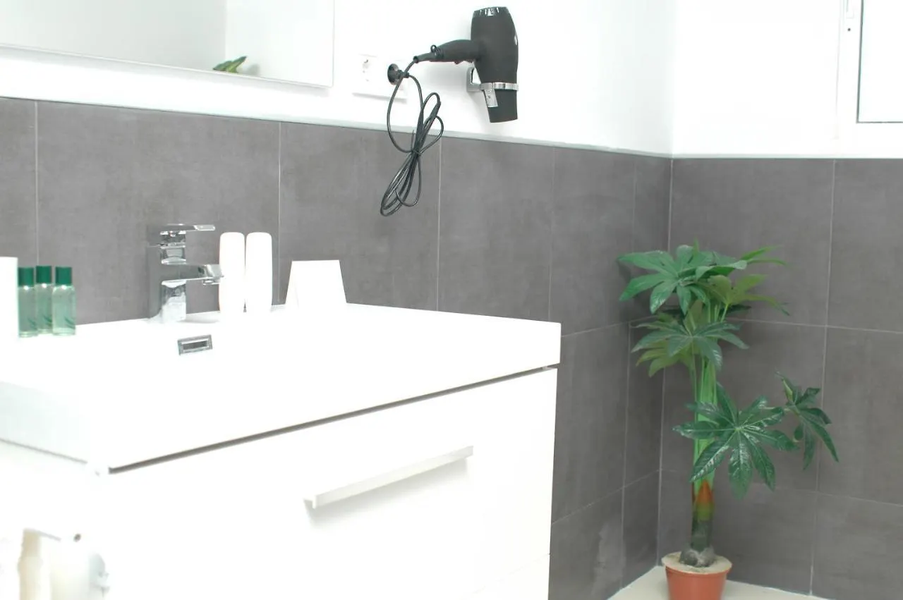 Jingtu Wellness & Spa B&B Comares